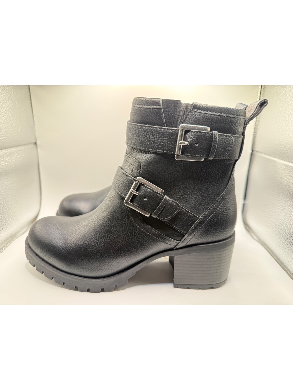 Mia women’s 9M Jessi Boot in Black